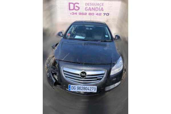 00549  OPEL INSIGNIA BERLINA  Cosmo