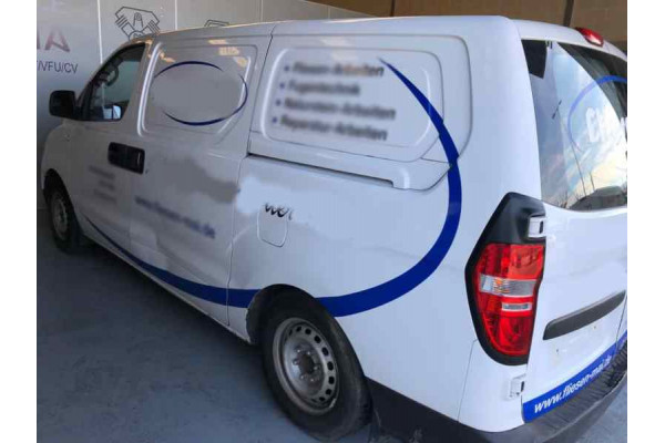 00608  HYUNDAI H1  Kasten (Heckklappe)