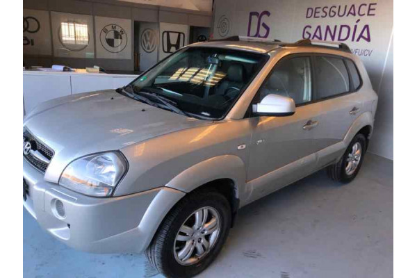 00614  HYUNDAI TUCSON (JM)  2,0 CRDi VGT Comfort Full 4X4