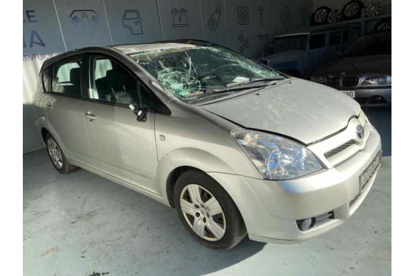 00808  TOYOTA COROLLA VERSO (R1)  2.0 D-4D Sol