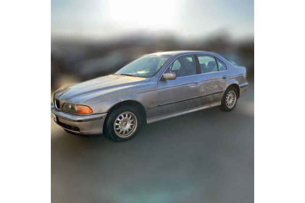 00987  BMW SERIE 5 BERLINA (E39)  525tds