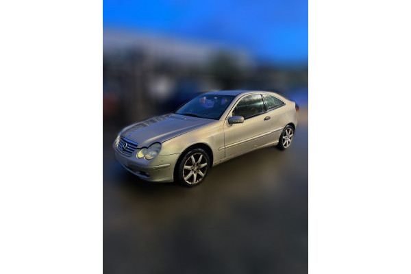 01142  MERCEDES BM SERIE 203 SPORTCOUPE  C 220 CDI (203.706)