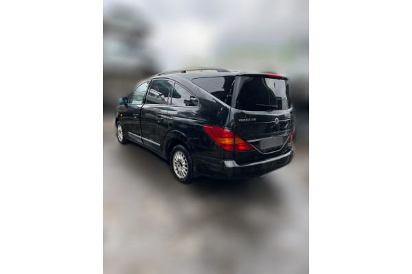 01185  SSANGYONG RODIUS  Xdi