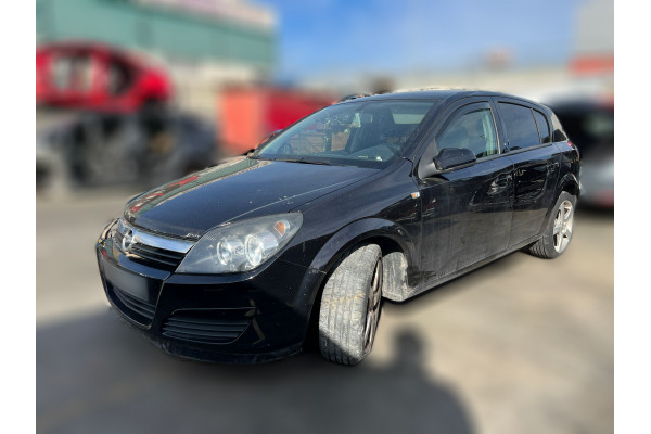 01201  OPEL ASTRA H BERLINA  Sport