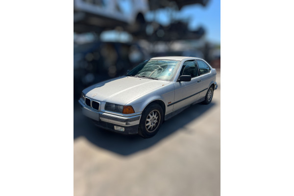 01242  BMW SERIE 3 COMPACTO (E36)  316i