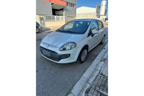 01356  FIAT PUNTO (EVO) (199)  Dynamic