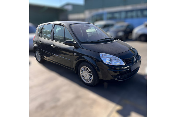 01507  RENAULT SCENIC II  Confort Dynamique