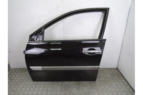 PUERTA DELANTERA IZQUIERDA  RENAULT MEGANE II  1.6 16V 112CV 1598CC 2005 NEGRA