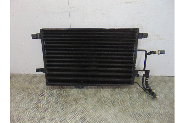 CONDENSADOR / RADIADOR  AIRE ACONDICIONADO  AUDI A6 AVANT  2.5 TDI 180CV 2496CC 2003 4Z7200401B