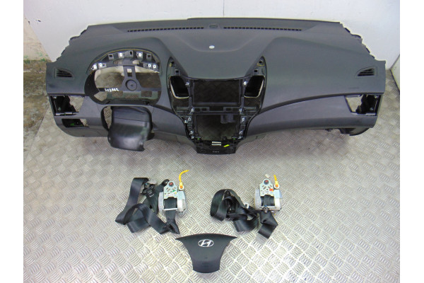 KIT AIRBAG| HYUNDAI- 1.4 99CV 1396CC|INCLUYE AIRBAG CONDUCTOR 1 CONECTOR SALPICADERO ***TIENE UNA PEGATINA SEGUN FOTO** CON AIRB