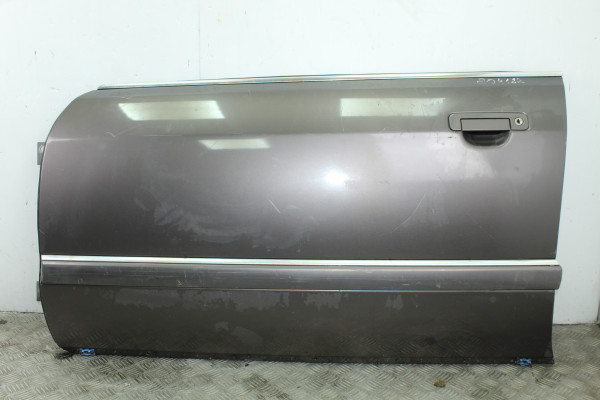 PUERTA DELANTERA IZQUIERDA  AUDI A8  3.7 230CV 3697CC 1996 GRIS MARRON