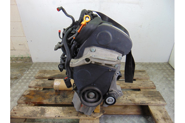 MOTOR COMPLETO| VOLKSWAGEN- 1.4 16V 75CV 1390CC|BBY *** DISPONEMOS DE VIDEO DE MOTOR ARRANCADO*** - 2003