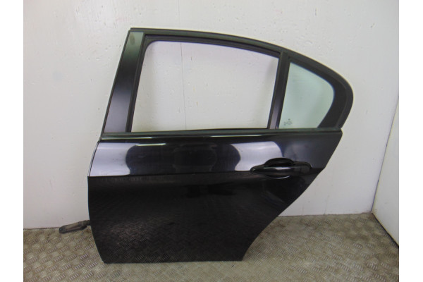 PUERTA TRASERA IZQUIERDA  BMW 3  318 D 122CV 1995CC 2006 NEGRA