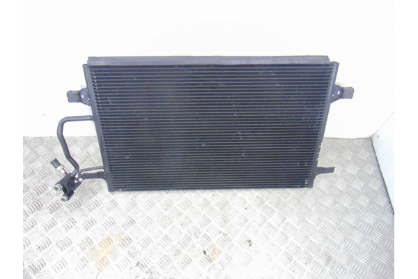 CONDENSADOR / RADIADOR  AIRE ACONDICIONADO  AUDI A8  2.5 TDI QUATTRO 180CV 2496CC 2001