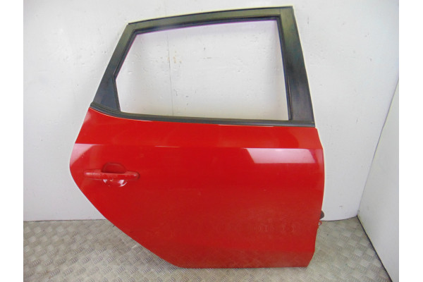 PUERTA TRASERA DERECHA  HYUNDAI I30  1.6 CRDI 90CV 1582CC 2008 ROJA