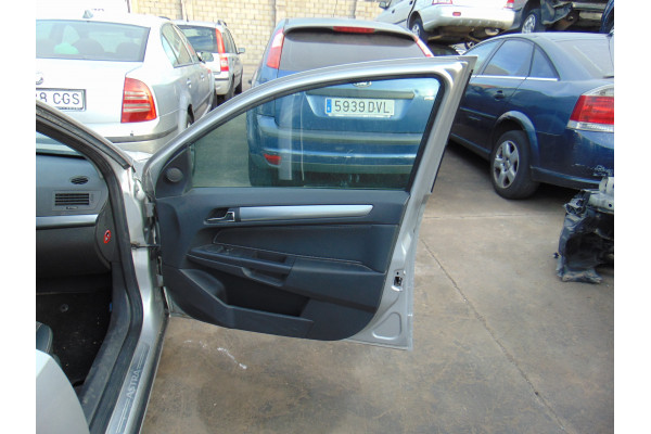 PUERTA DELANTERA DERECHA  OPEL ASTRA H  1.7 CDTI (L48) 110CV 1686CC 2011 PLATA