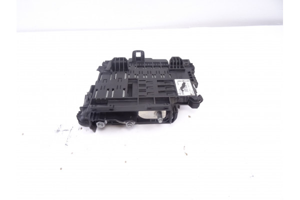 CAJA RELES / FUSIBLES  VOLVO V60   2014 30659092