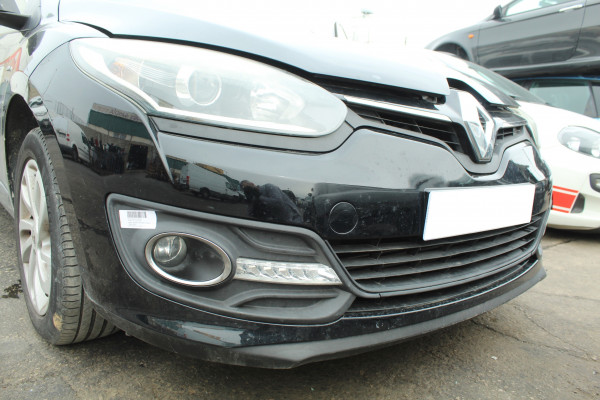 PARAGOLPES DELANTERO  RENAULT MEGANE III FASTBACK  1.5 DCI (BZ09, BZ0D) 110CV 1461CC 2014 FRONTAL COMPLETO