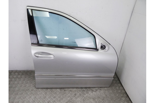 PUERTA DELANTERA DERECHA  MERCEDES-BENZ CLASE C  C 270 CDI (203.016) 170CV 2685CC 2001 PLATA