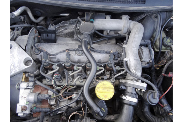 MOTOR COMPLETO| RENAULT- 1.9 DCI (BM0G, CM0G) 120CV 1870CC|F9Q800 * DISPONEMOS DE VIDEO DE MOTOR ARRANCADO** - 2003