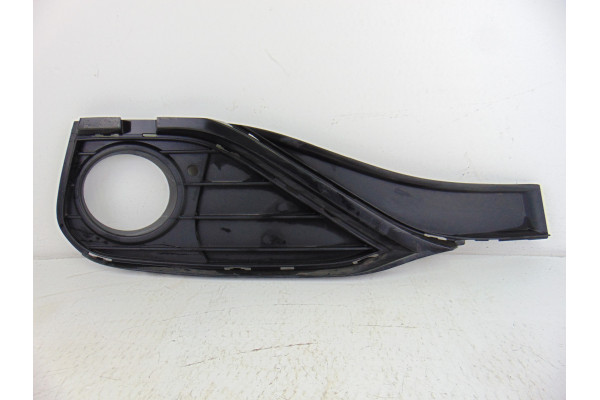 REJILLA PARAGOLPES DERECHA| BMW- 418 D 143CV 1995CC|51117294834 7294834 VALIDO F32 F33 F36 - 2014