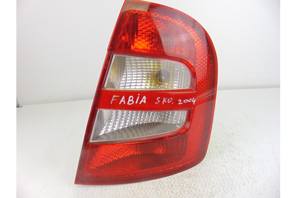 PILOTO TRASERO DERECHO  SKODA FABIA I  1.9 SDI 64CV 1896CC 2000