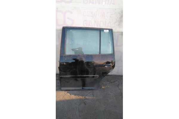 PUERTA TRASERA IZQUIERDA  VOLKSWAGEN TOURAN  1.9 TDI 105CV 1896CC 2005 NEGRO