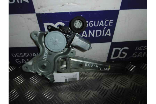 ELEVALUNAS TRASERO IZQUIERDO| TOYOTA- 2.2 D 4WD (ALA30_) 136CV 2231CC| - 2006