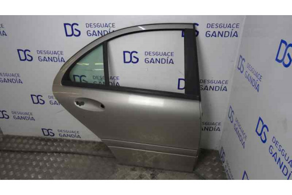 PUERTA TRASERA DERECHA  MERCEDES-BENZ CLASE C  C 200 CDI (203.007) 122CV 2148CC 2005 GRIS