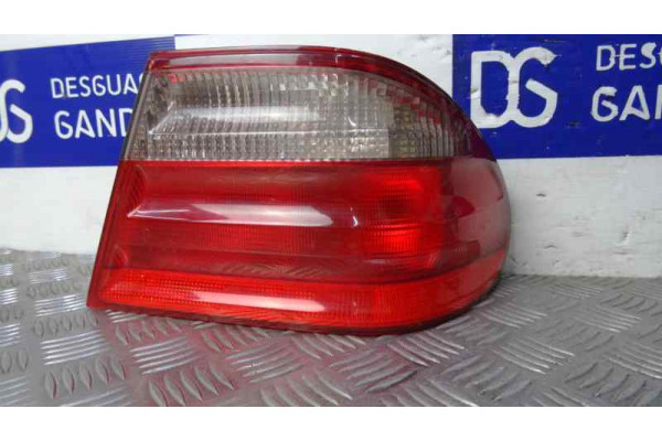 PILOTO TRASERO DERECHO  MERCEDES-BENZ CLASE E  E 200 CDI (210.007) 102CV 2151CC 1998