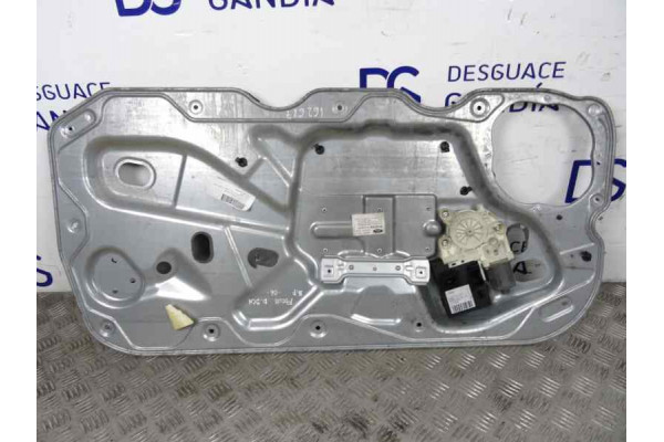 ELEVALUNAS DELANTERO DERECHO  FORD FOCUS II  2.0 TDCI 136CV 1997CC 2006 4M51B23200B