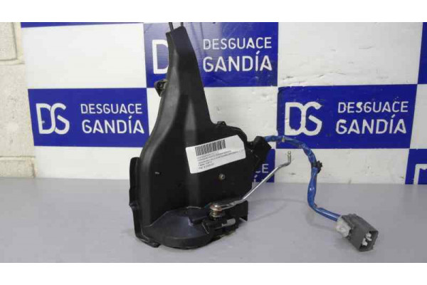 CERRADURA PUERTA TRASERA DERECHA  TOYOTA RAV 4 II  2.0 D 4WD (CLA20_, CLA21_) 116CV 1995CC 2002 8 CABLES