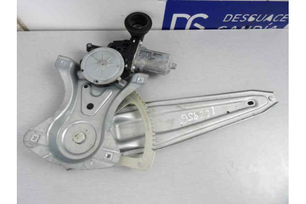 ELEVALUNAS TRASERO IZQUIERDO  TOYOTA AURIS  2.0 D-4D (ADE150_) 126CV 1998CC 2007 6 PINS