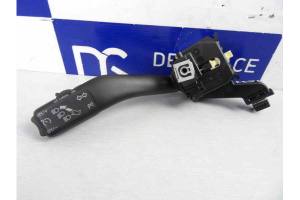 MANDO LUCES  VOLKSWAGEN GOLF V   2008 1K0953513F