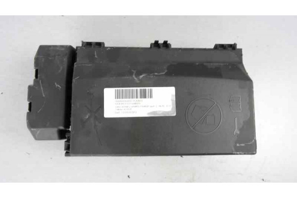 CAJA RELES / FUSIBLES  OPEL ASTRA J SPORTS TOURER  1.7 CDTI (35) 125CV 1686CC 2011 13318783RJ