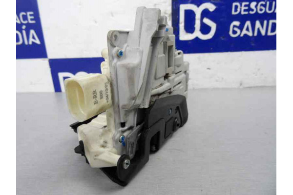 CERRADURA PUERTA TRASERA DERECHA  AUDI A4 AVANT  2.0 TDI 16V 140CV 1968CC 2006 8E0839016AA