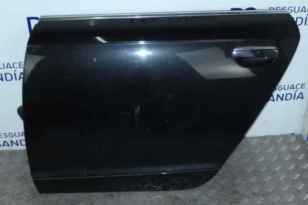 PUERTA TRASERA IZQUIERDA  AUDI A6  2.0 TDI 140CV 1968CC 2005 NEGRO