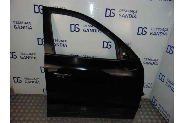 PUERTA DELANTERA DERECHA  HYUNDAI SANTA FÉ II  2.2 CRDI 4X4 155CV 2188CC 2005 NEGRO