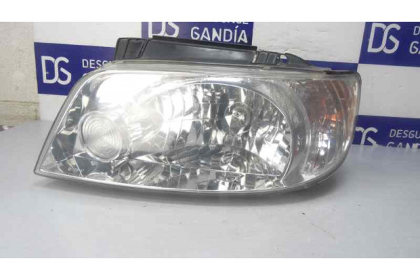 FARO IZQUIERDO  HYUNDAI MATRIX  1.6 103CV 1599CC 2004