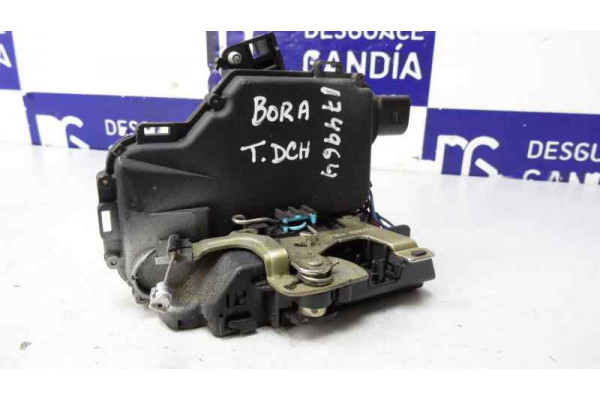 CERRADURA PUERTA TRASERA DERECHA  VOLKSWAGEN BORA  1.6 101CV 1595CC 2000 6 PIN