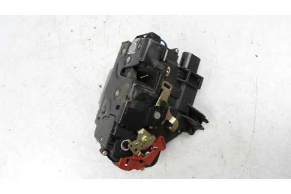 CERRADURA PUERTA DELANTERA DERECHA  AUDI A4  2.5 TDI 163CV 2496CC 2003 8E1837016C