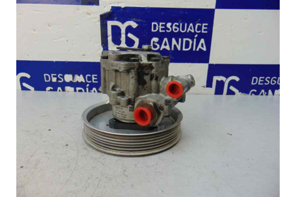 BOMBA DIRECCION  AUDI A4  2.5 TDI 163CV 2496CC 2003 4B0145155R