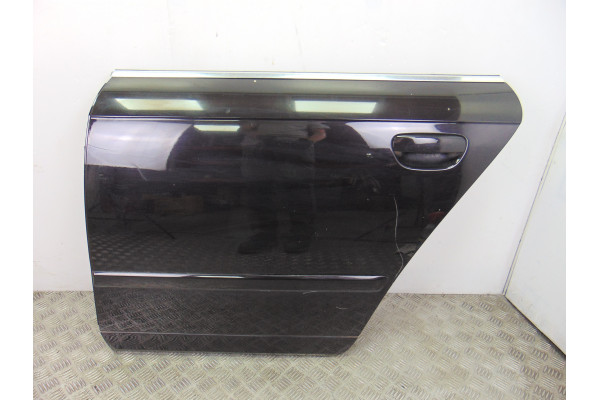 PUERTA TRASERA IZQUIERDA  AUDI A4 AVANT  2.7 TDI 180CV 2698CC 2008 NEGRO