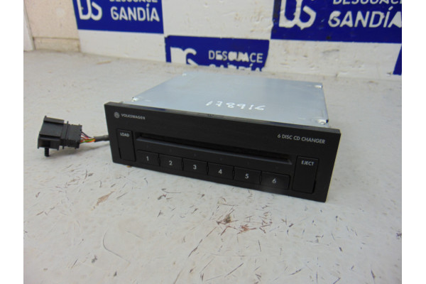 SISTEMA AUDIO / RADIO CD| VOLKSWAGEN- |1T0035110B CARGADOR CD - 2010