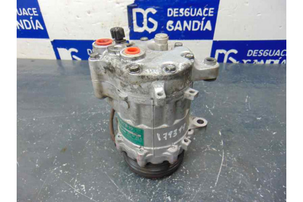 COMPRESOR AIRE ACONDICIONADO  VOLKSWAGEN POLO  75 1.6 75CV 1598CC 1995 6N0820803A