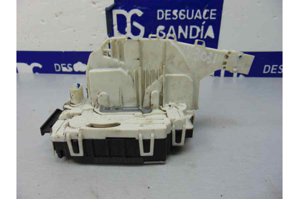 CERRADURA PUERTA DELANTERA DERECHA| VOLKSWAGEN- |4 PIN - 2007