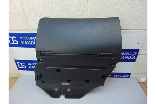 GUANTERA  AUDI A6  2.7 TDI 180CV 2698CC 2004 4F1857035