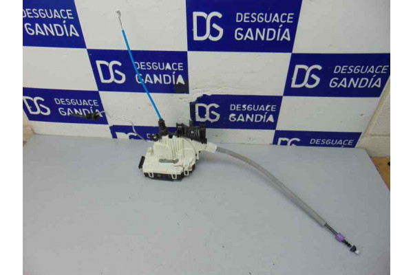 CERRADURA PUERTA DELANTERA DERECHA| MERCEDES-BENZ- A 180 CDI / D (176.012) 109CV 1461CC|A1667200435 4 PIN - 2014