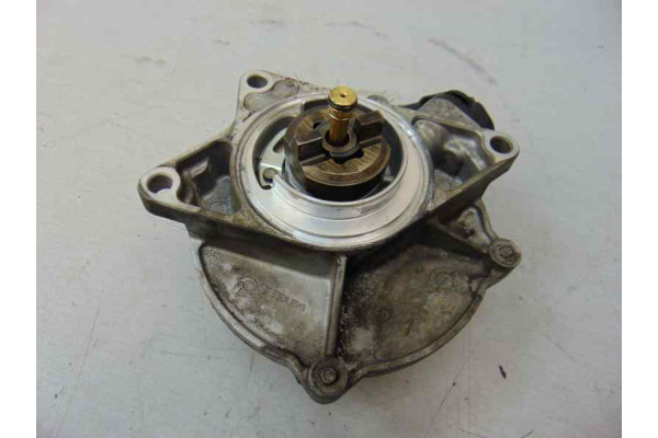 DEPRESOR FRENO / BOMBA VACÍO  AUDI A4  2.5 TDI 163CV 2496CC 2003 057145100C