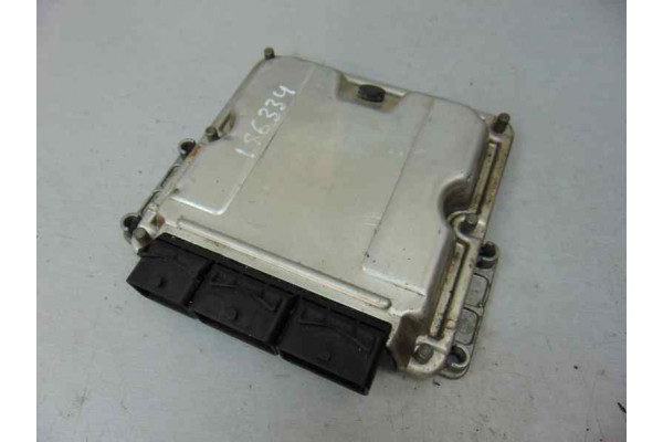 CENTRALITA MOTOR UCE| RENAULT- 1.9 DTI (JA1U) 80CV 1870CC|8200153945 0281011102  - 2001